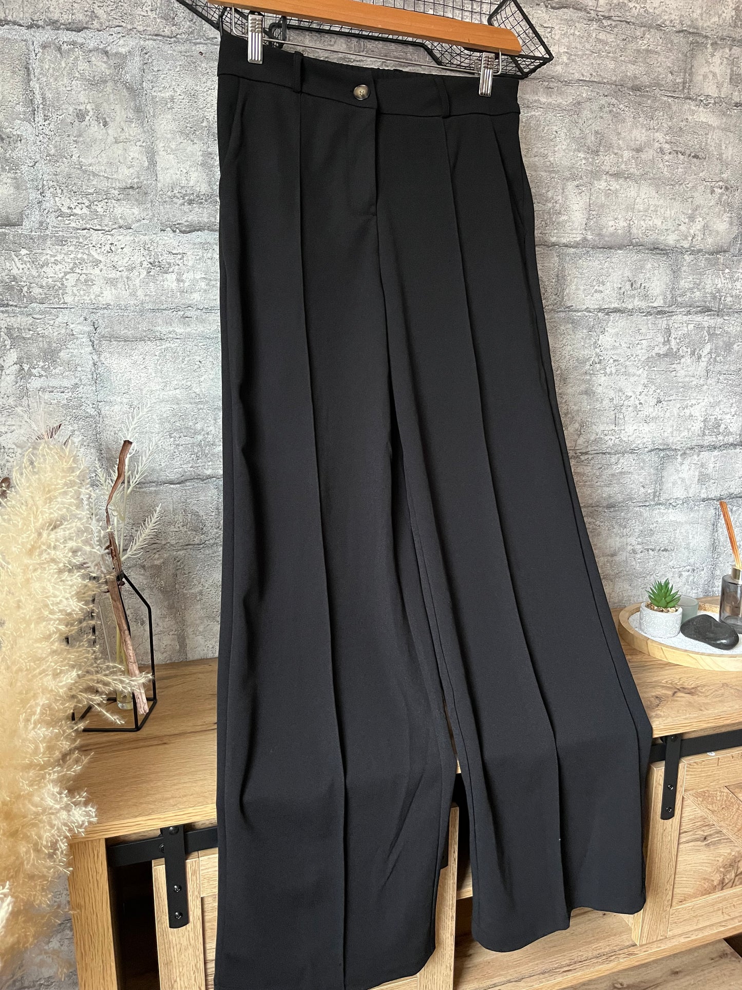 Pantalon Noir Pulpeuse